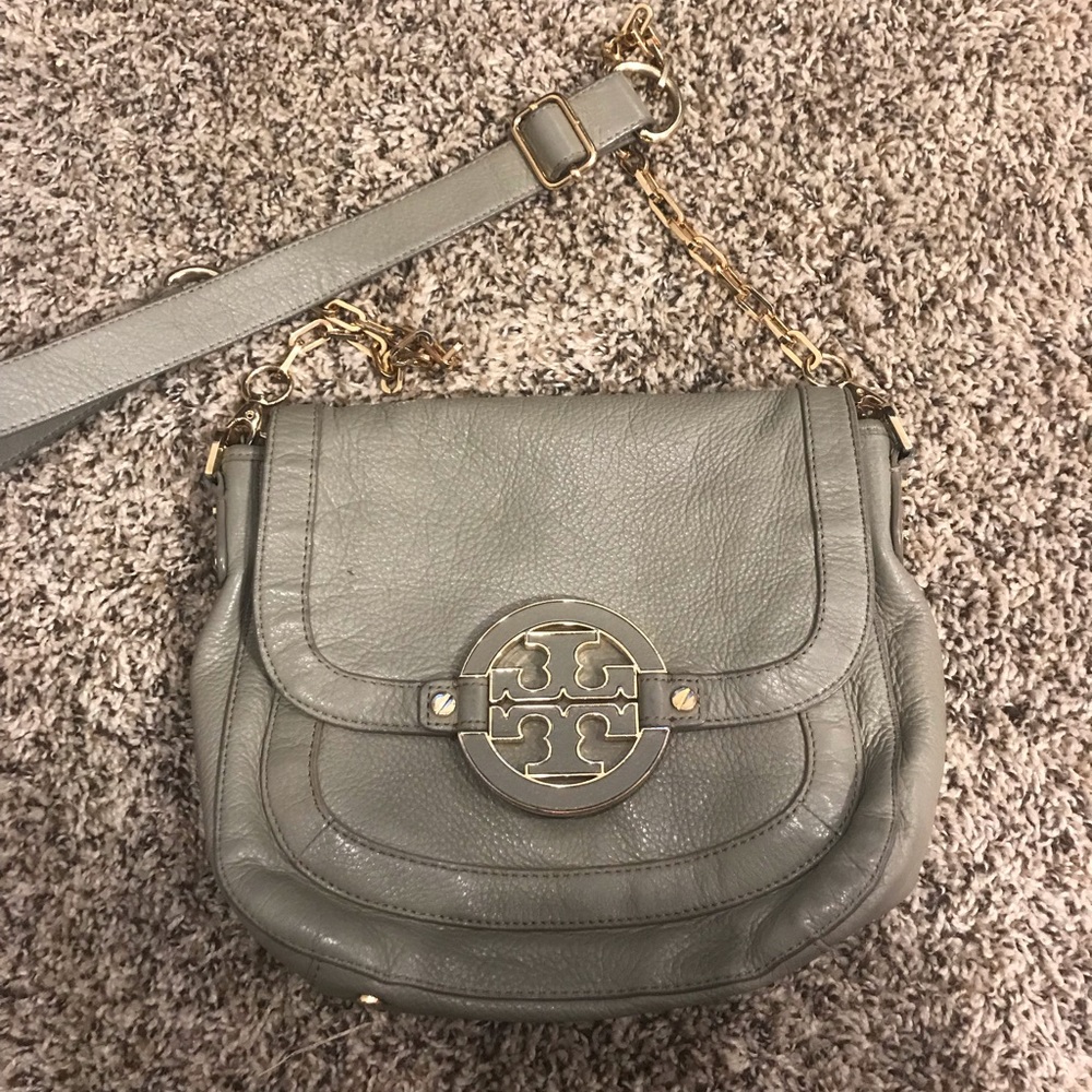 Tory Burch crossbody in fair condition